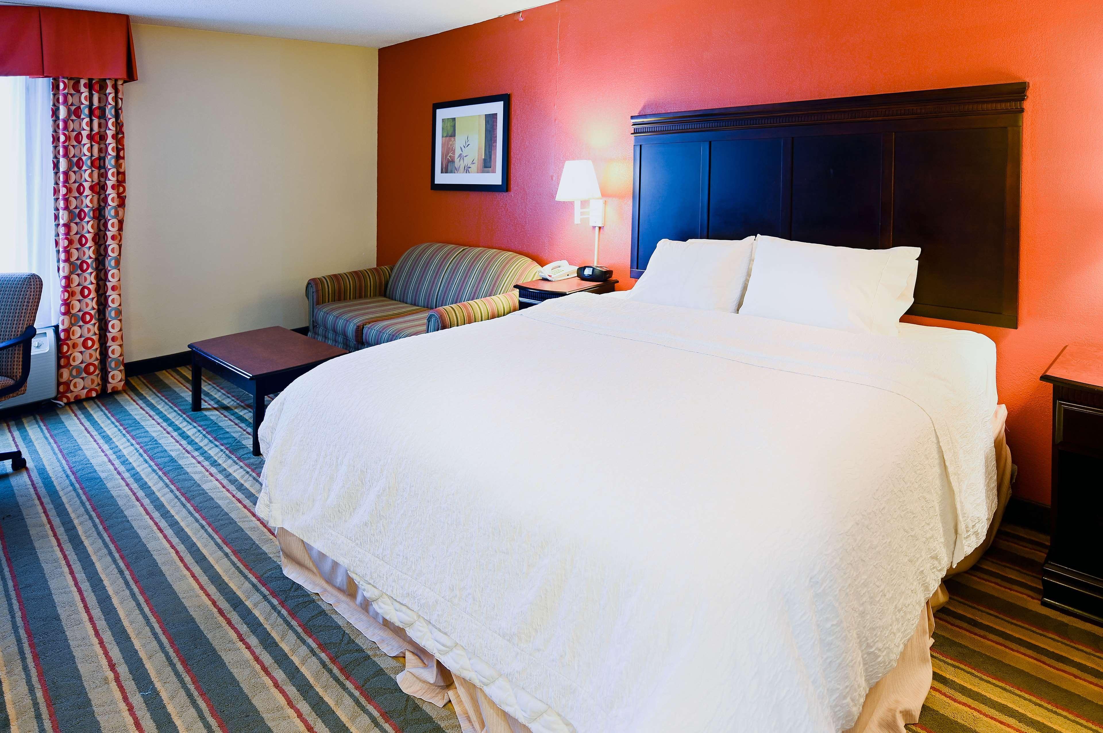 Hampton Inn Richmond-Меканиксвил Екстериор снимка