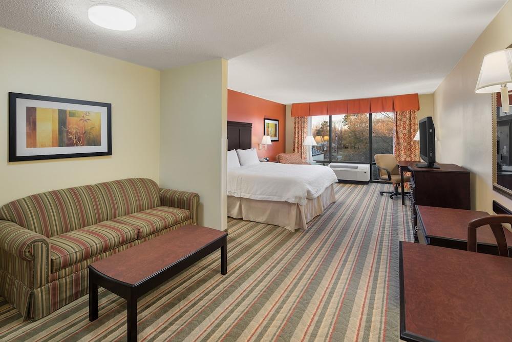 Hampton Inn Richmond-Меканиксвил Екстериор снимка