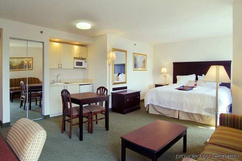Hampton Inn Richmond-Меканиксвил Стая снимка
