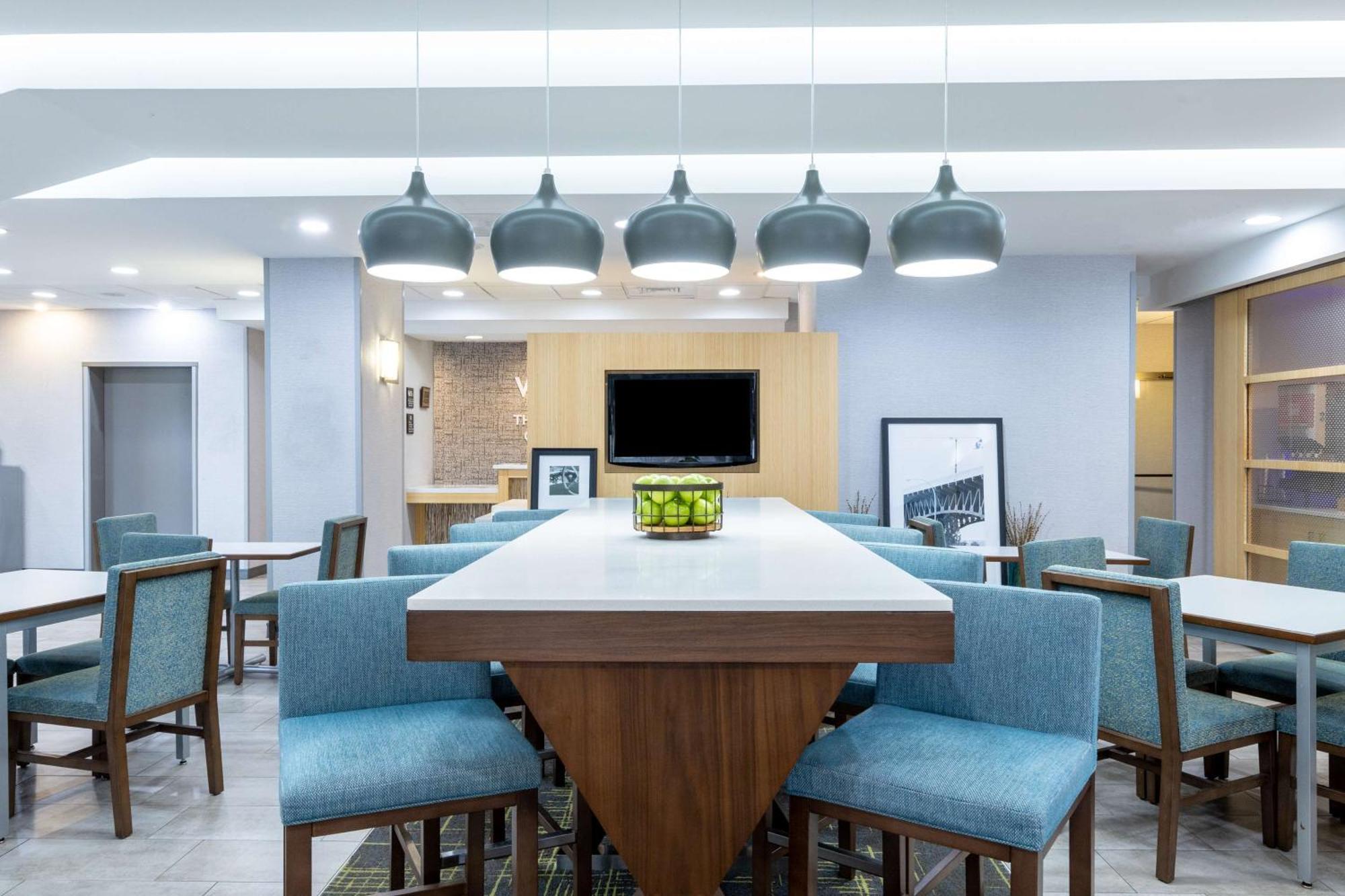 Hampton Inn Richmond-Меканиксвил Екстериор снимка