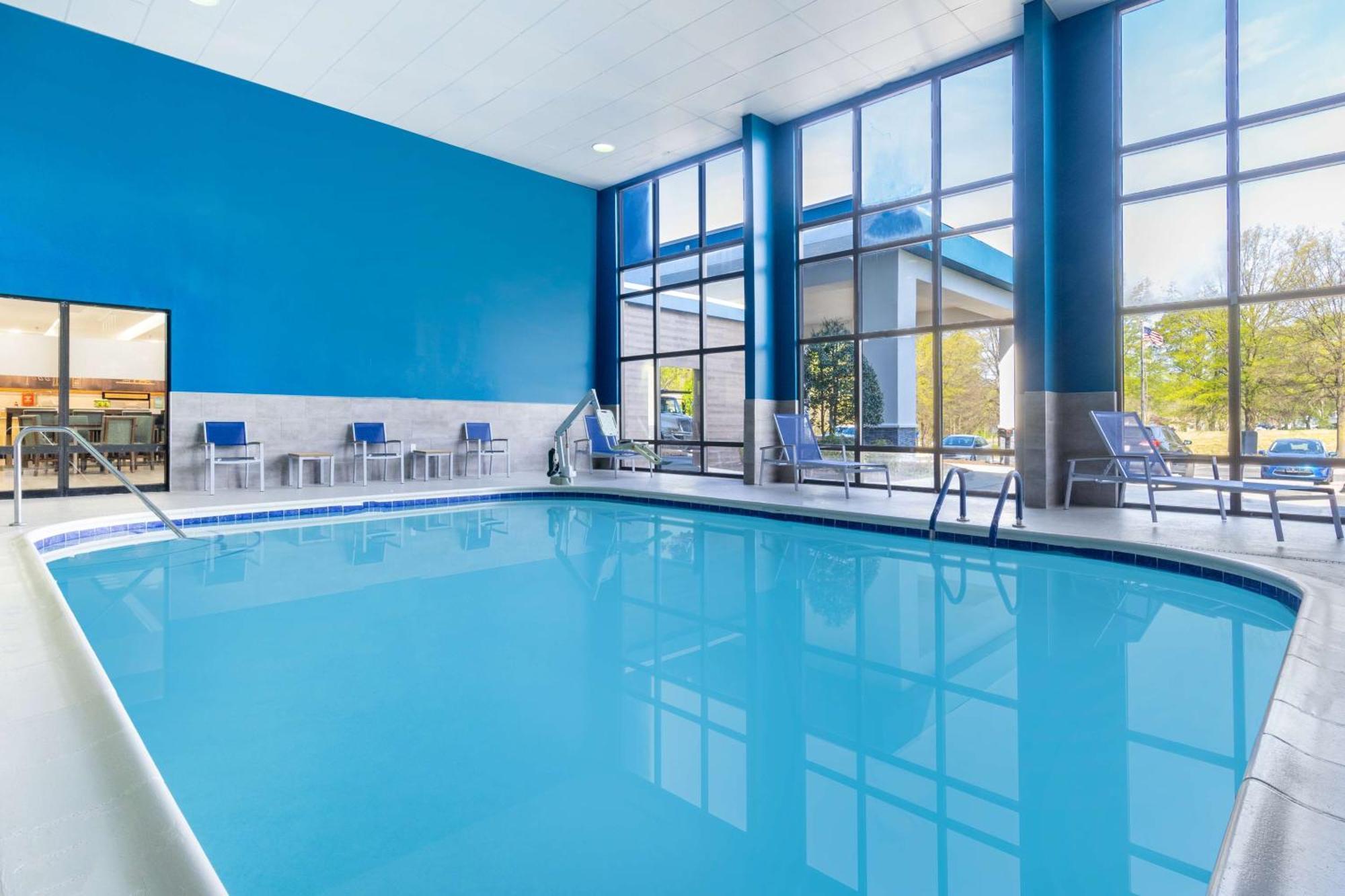 Hampton Inn Richmond-Меканиксвил Екстериор снимка