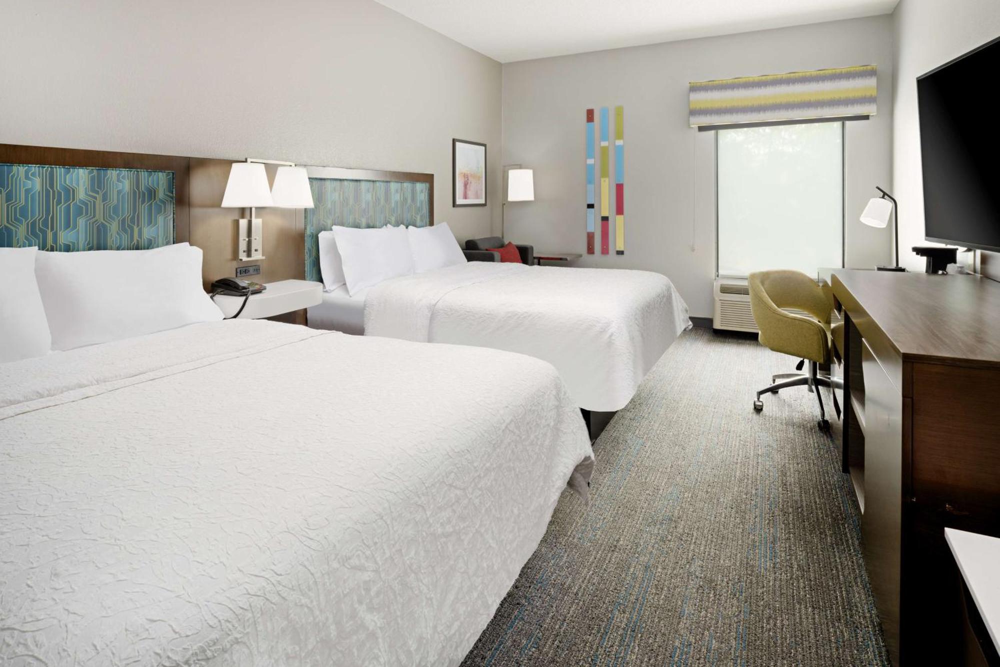 Hampton Inn Richmond-Меканиксвил Екстериор снимка