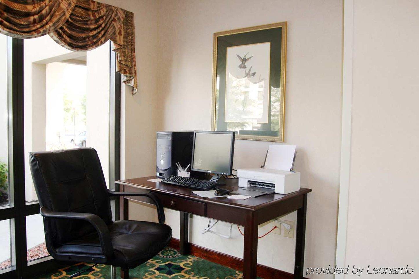Hampton Inn Richmond-Меканиксвил Съоръжения снимка